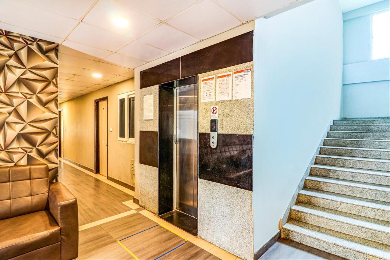 Fabexpress Mid Town Hotel Хидерабад Екстериор снимка